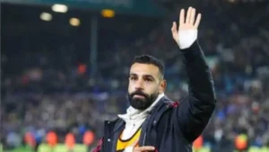 صلاح يوجّه انتقادات حاسمة لليفربول وسلوت وشوبير يؤكد تراجع العلاقة بين الطرفين